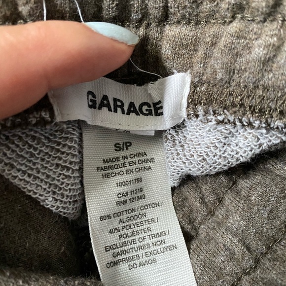 ❗️SOLD ITEM❗️Garage joggers - Picture 2 of 2